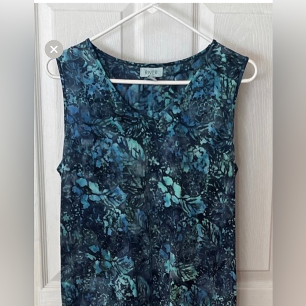 River Dress like new condition boHo chic beautiful colors are stunning